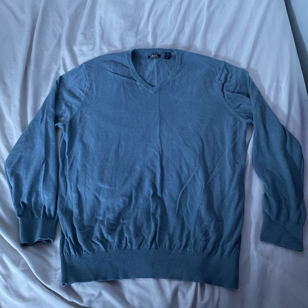 IZOD blue v-neck sweater